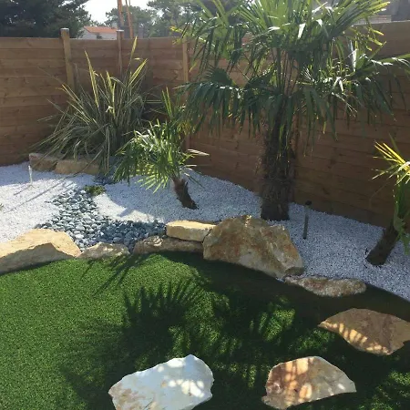 Σπίτι διακοπών House With Private Pool Σαιν-Ζαν-ντε-Μον