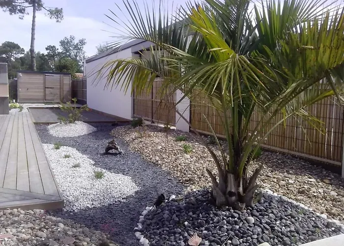 House With Private Pool *